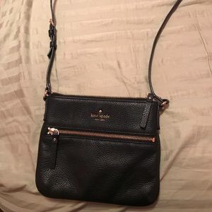 Black Kate spade cross body purse!